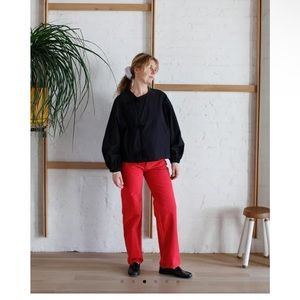 ISO Jesse Kamm California Slim in Maraschino size 4!